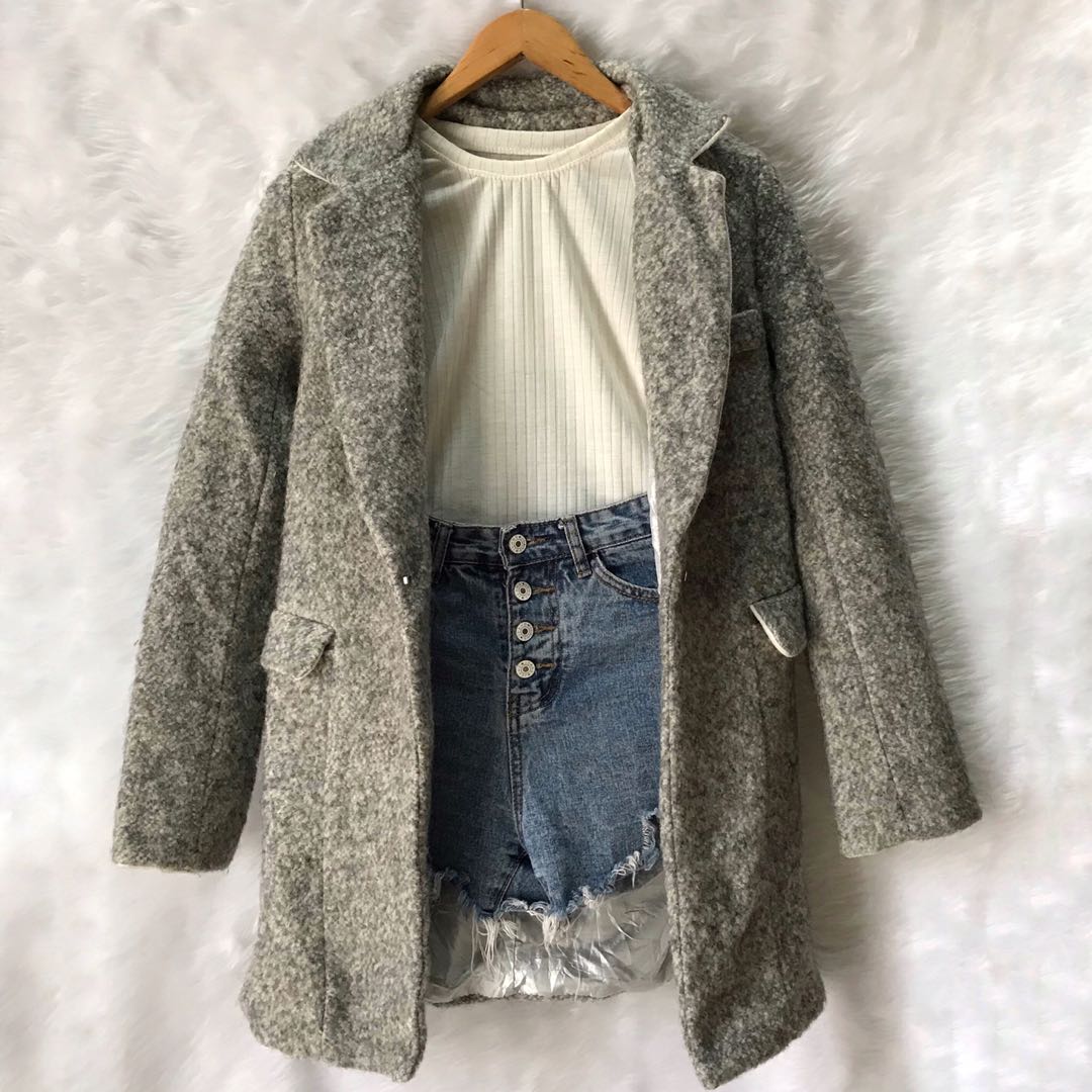gray winter coat