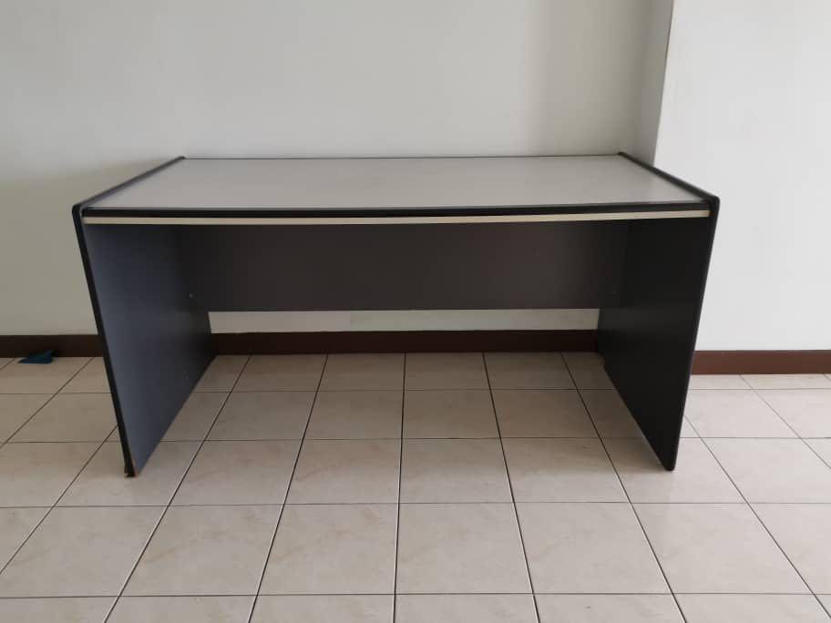 Study Table (Category: Tables & Sets) located in Puchong. Submitted by swiftgem.398e77 (Listing ID 273832142, Image 2). Description: L - 60 inches W - 30.5 inches H - 30.25 inches.