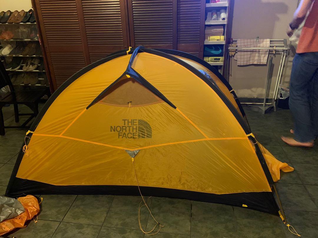 The North Face Assault 2 tent, Sports Equipment, Hiking & Camping on