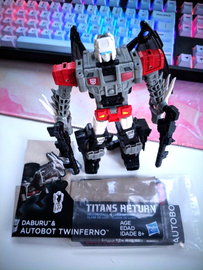 transformers titan wars