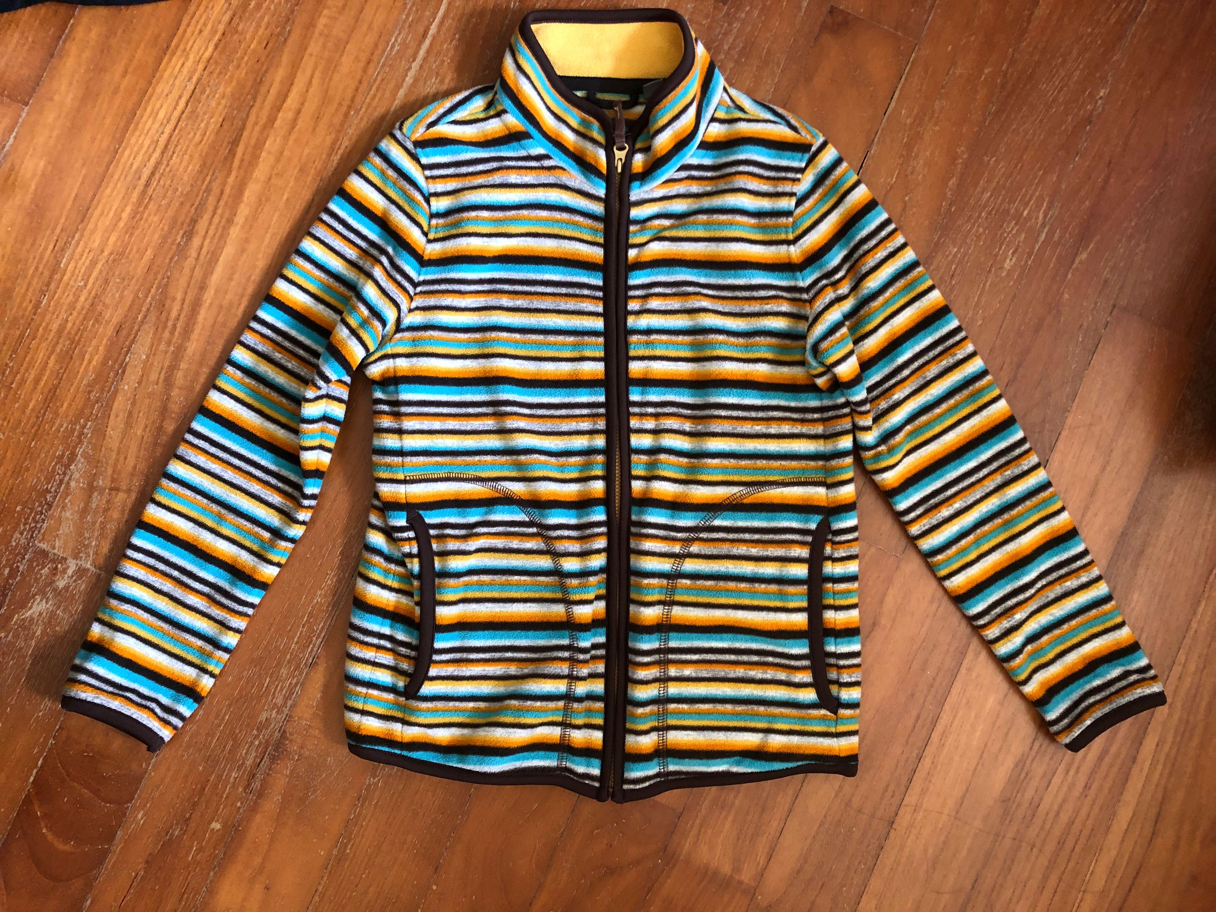 Uniqlo Fleece Jacket Kids Babies Kids Boys Apparel 4 To 7 Years On Carousell