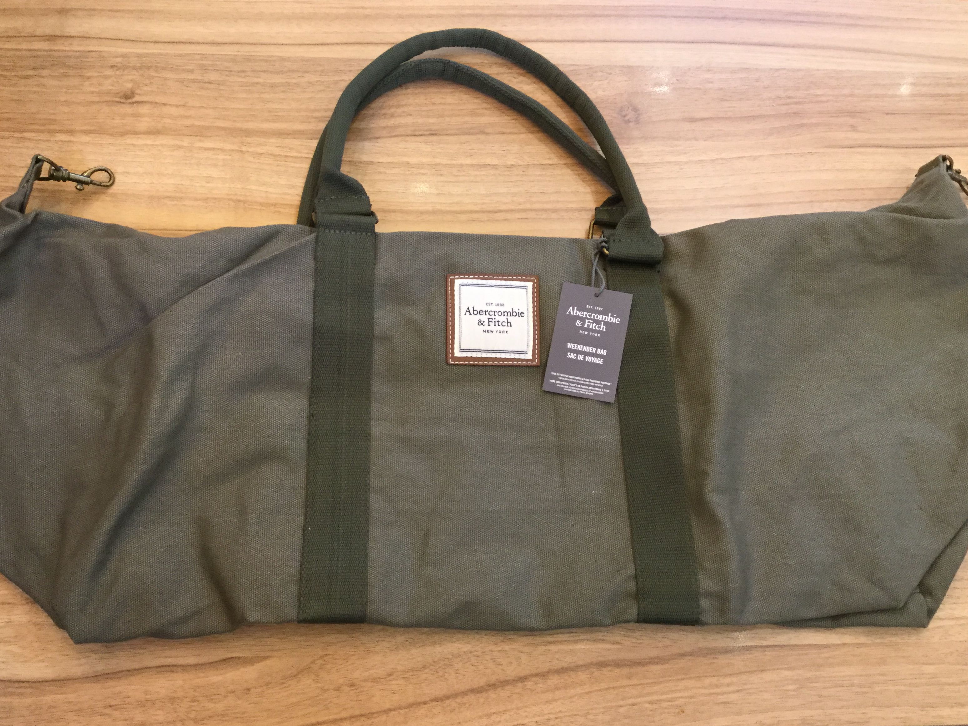 Abercrombie Fitch Weekend Bag MRTAMK reserv
