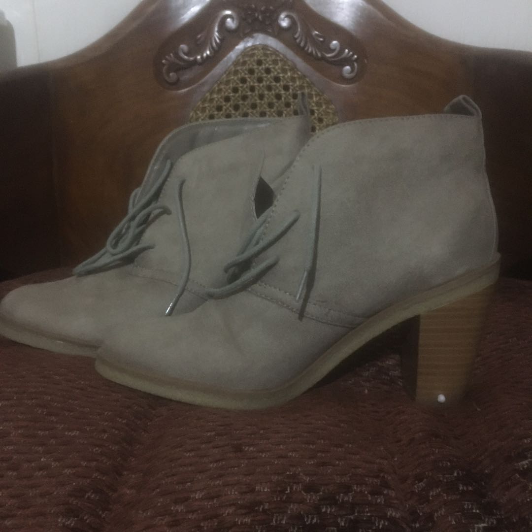 heeled desert boots