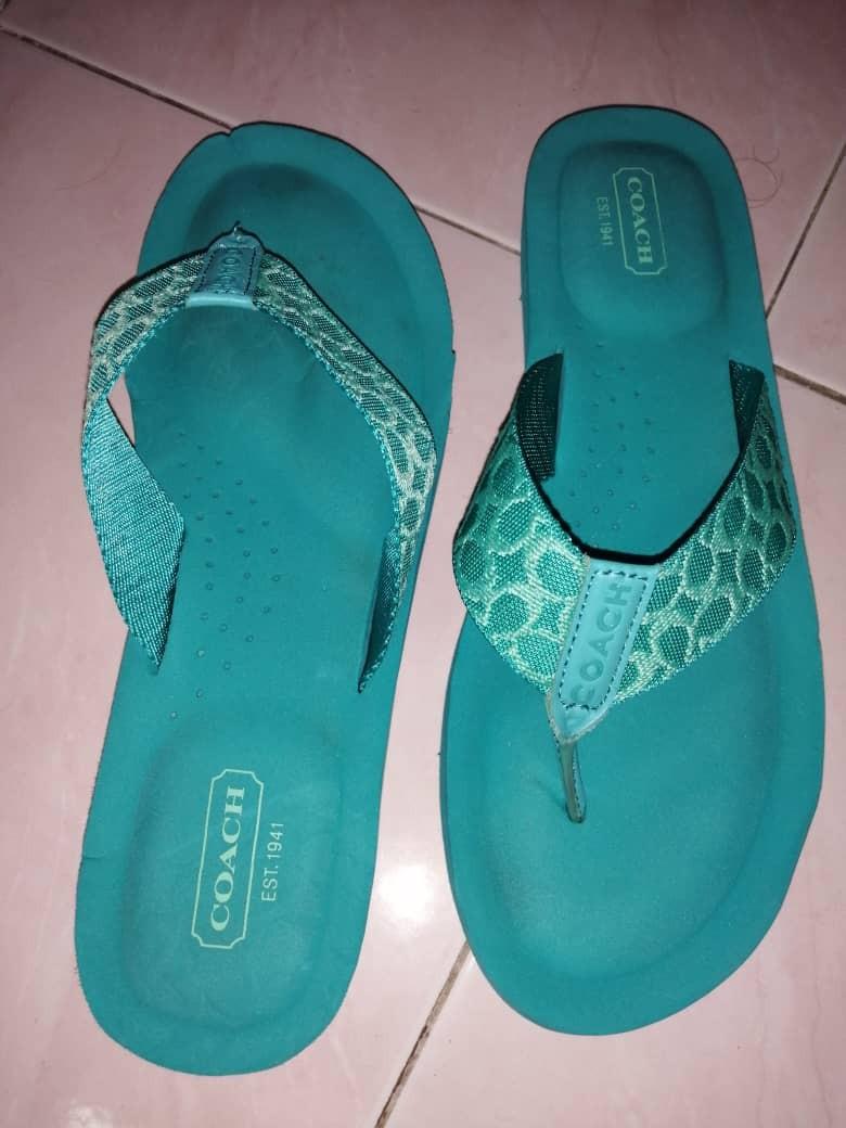 Coach jessalyn best sale flip flops