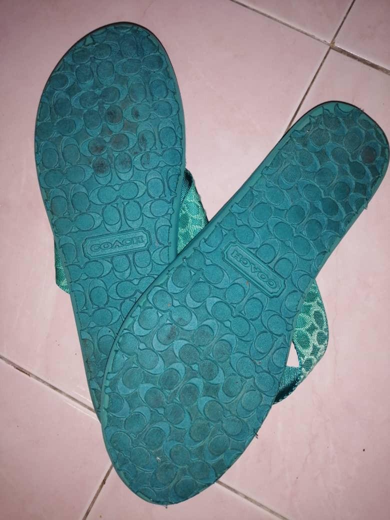 Coach jessalyn flip flops top