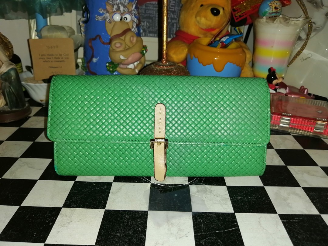 Emerald Green LONG Wallet, Women's Fashion, Bags & Wallets, Wallets & Card holders on Carousell