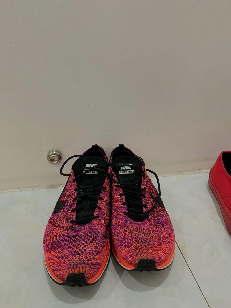 flyknit racer fireberry