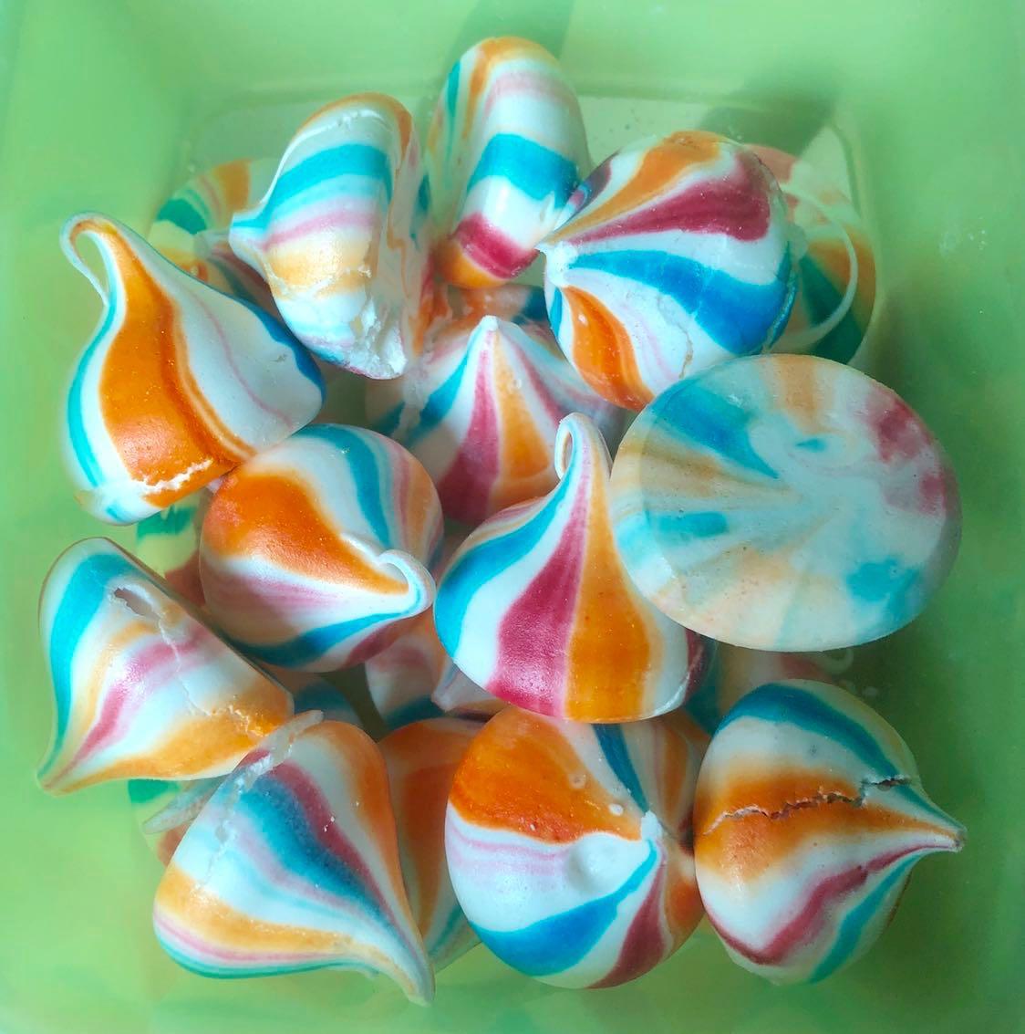 Meringue Kisses, Food & Drinks, Homemade Bakes on Carousell