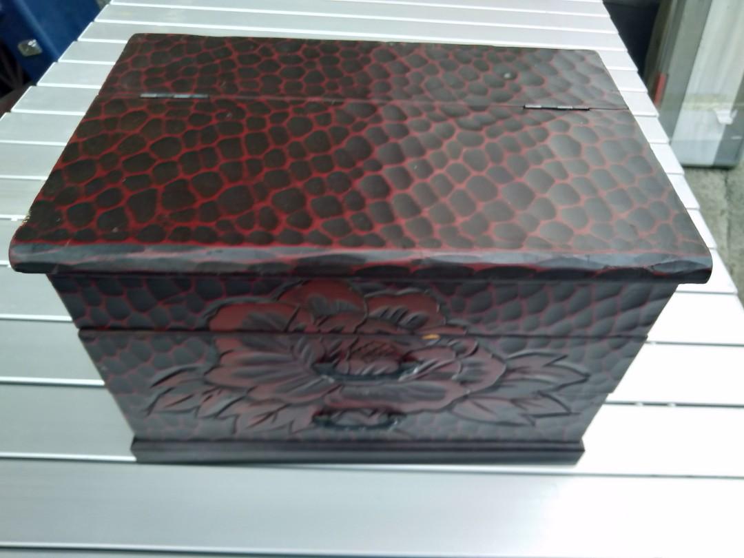 Mini wooden drawer sewing box sewing kit (Category: Storage Boxes & Baskets) located in Malabon City. Submitted by immortalpicker (Listing ID 273999334, Image 2). Description: Mini wooden drawer box sewing box H= 8 inches L=. 11 3/4 Inches W=. 7 3/4 Inches Material made of wood 2nd hand with scratch No warranty Damage=Issues or damaged part of the item can be seen in the last picture Made in = japan Price =1,500 No swapping please. Price does not