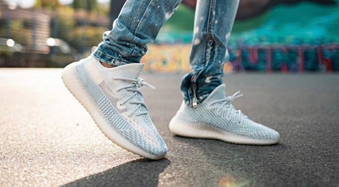 Adidas yeezy boost 350 v2 cloud white sizing best sale