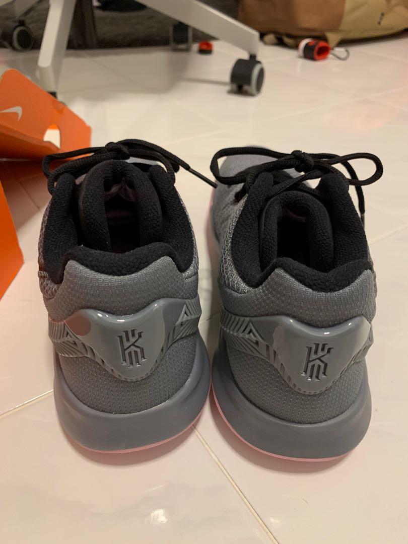 nike kyrie flytrap pink