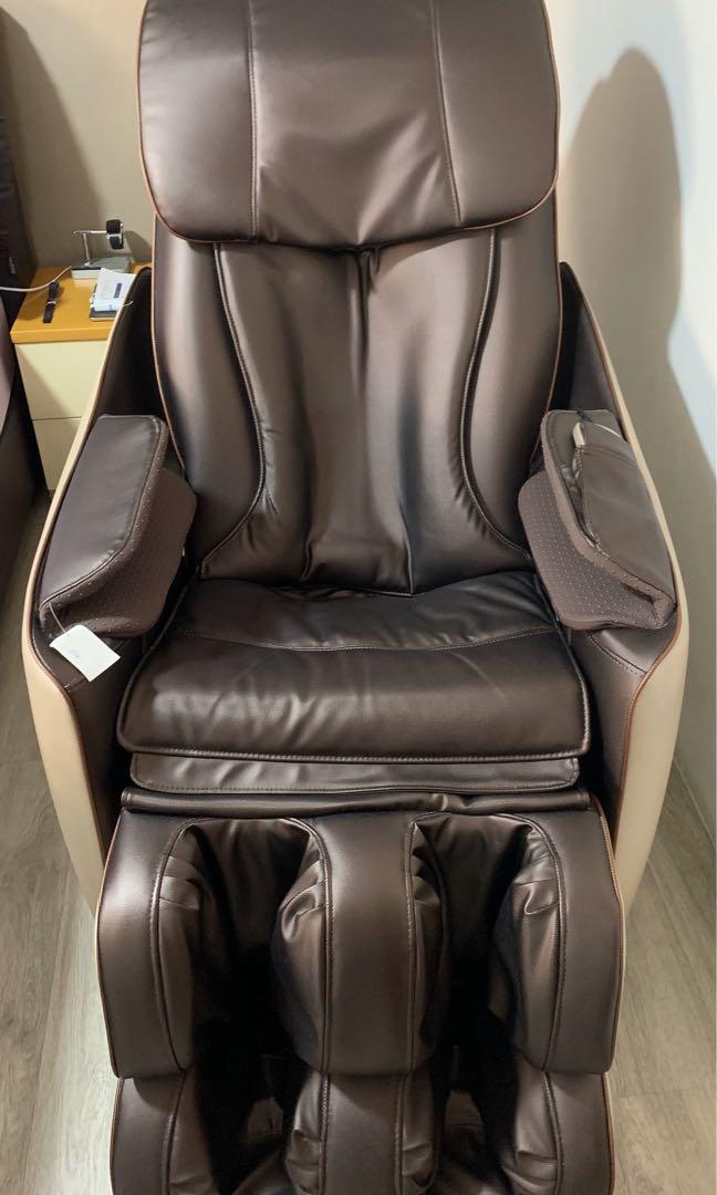 Ogawa Smart Vogue Massage Chair Furniture Home Living Furniture Chairs on Carousell