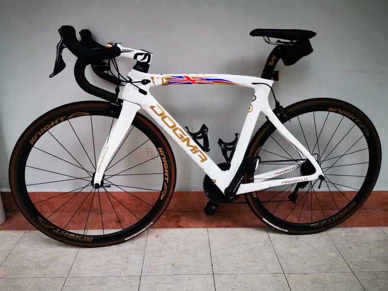 pinarello dogma f8 wiggins edition