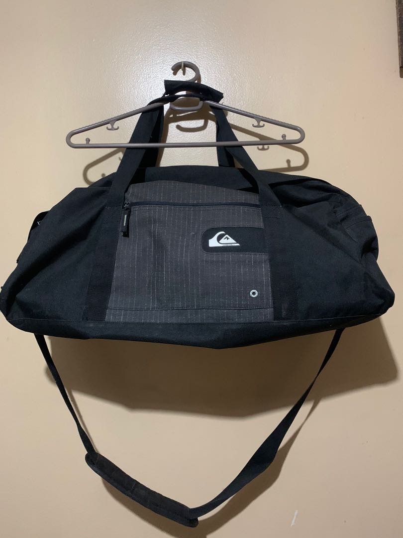 quicksilver duffle bag