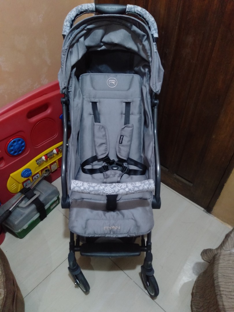 ryan gram stroller