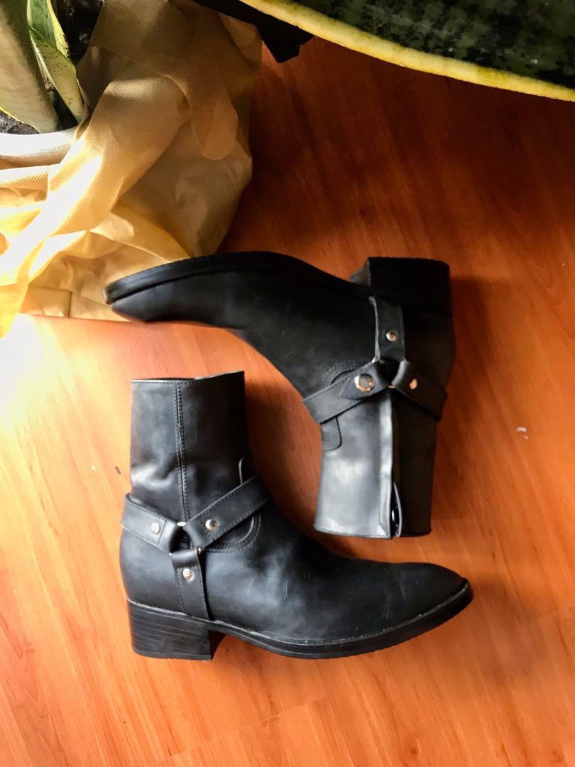 Yves saint store laurent wyatt boots