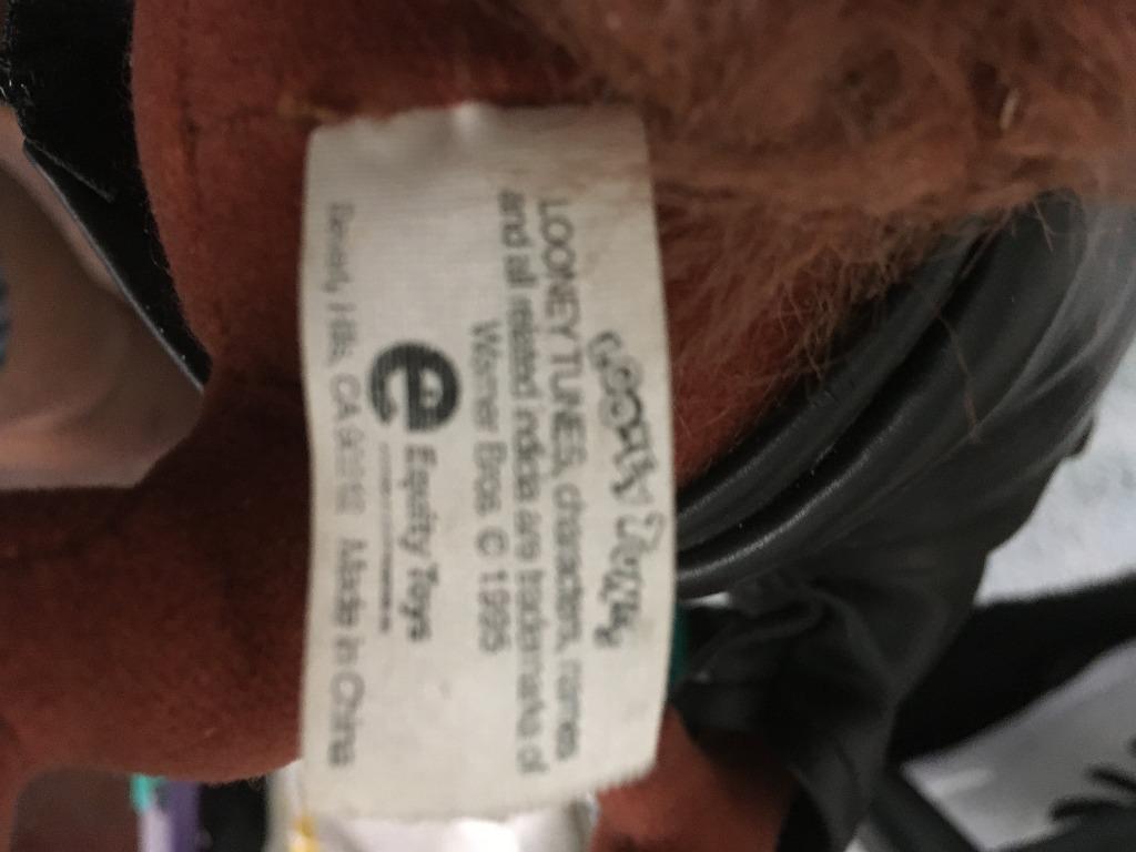 Tazmanian Devil looney tunes stuff toy Authentic 1995 (Category: Plushies & Soft Toys) located in Manila. Submitted by showboat (Listing ID 273986398, Image 2). Description: Old authentic 1995 stuff toy of warmer brothers Tasmanian devil in leather jacket. Rare please respect the ads. Noone is forcing..