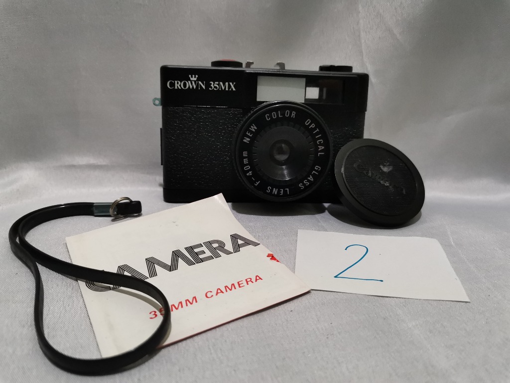 Vintage Point and Shoot 35 MM Camera, Photography, Cameras on Carousell