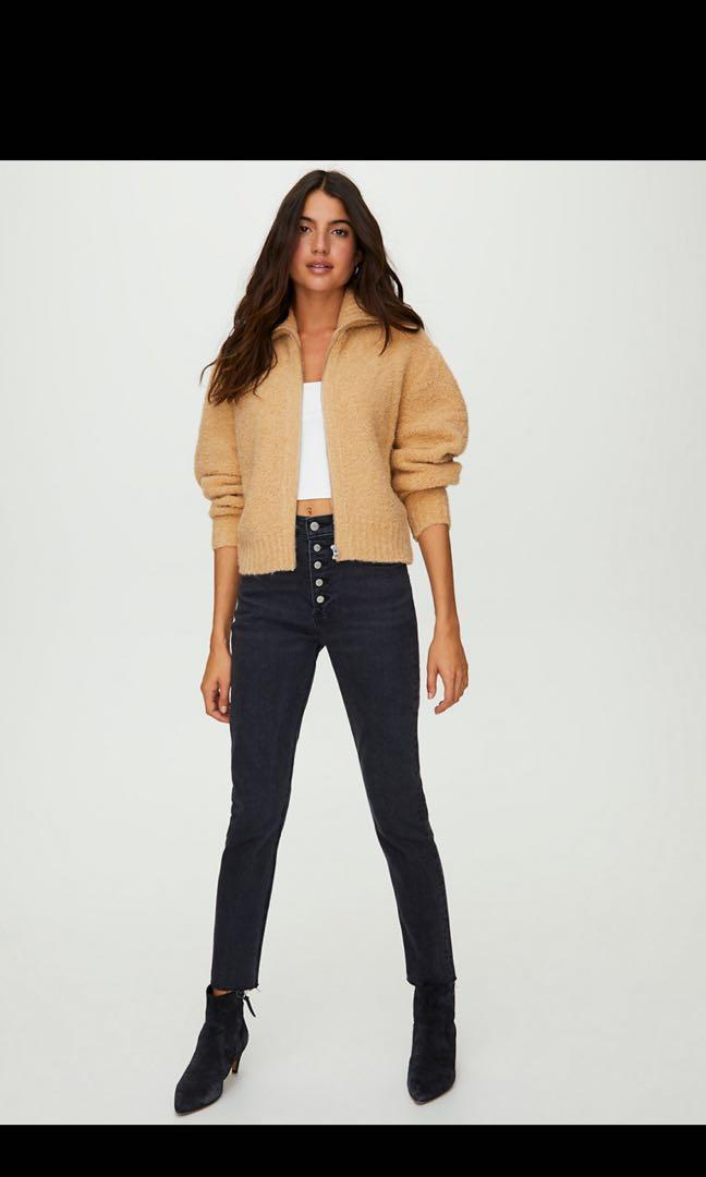 Marilyn sweater aritzia outlet
