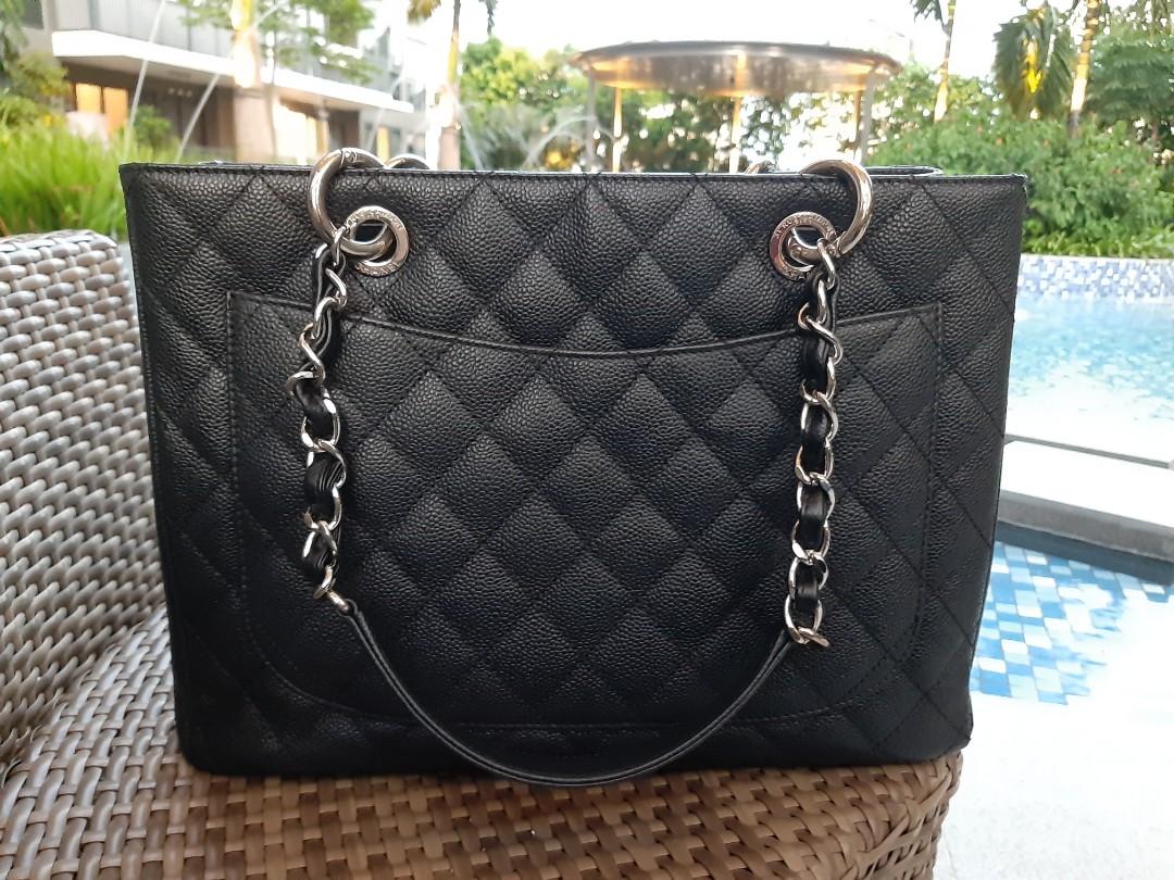 Caviar grand clearance shopping tote chanel