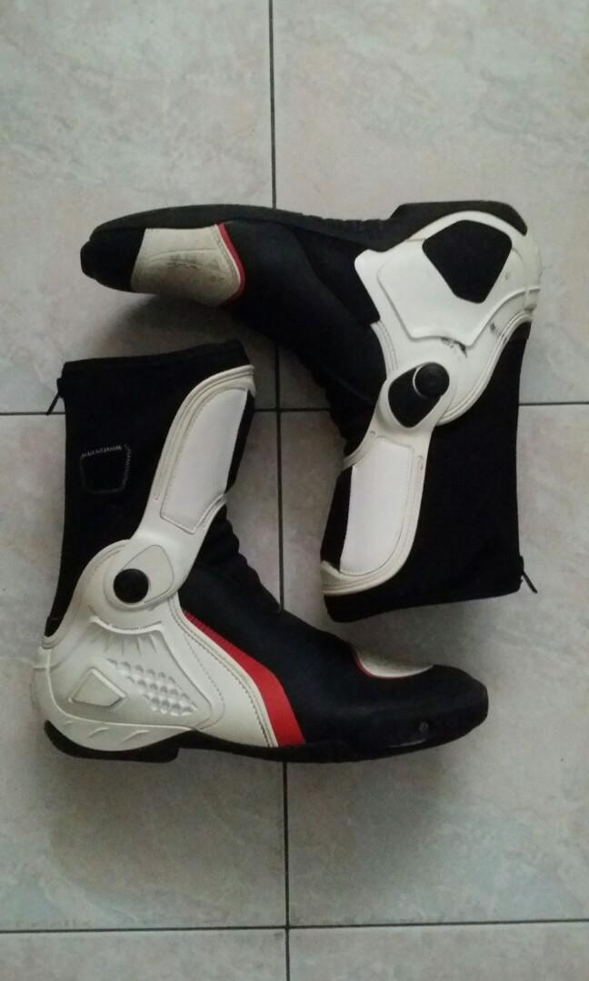 dainese bike boots