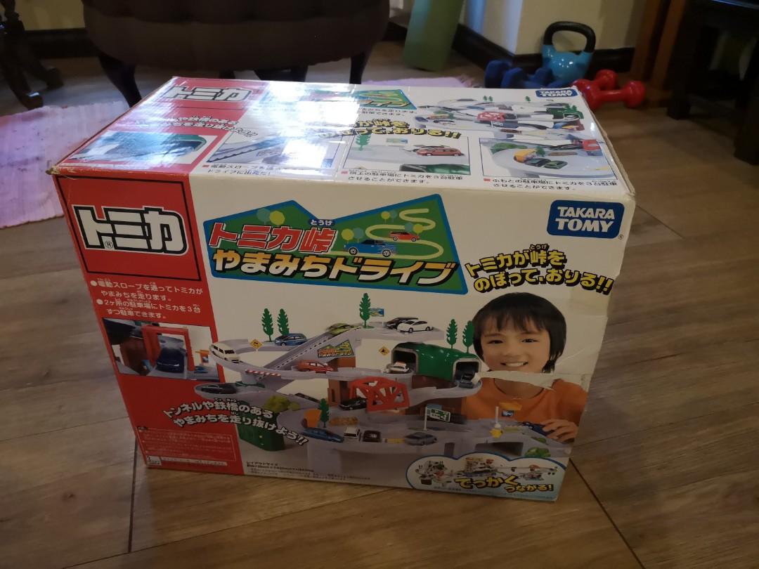 Deluxe PlaySet Takara Tomy Tomica City Mountain Road Drive Complete Set (with box) + Tomica