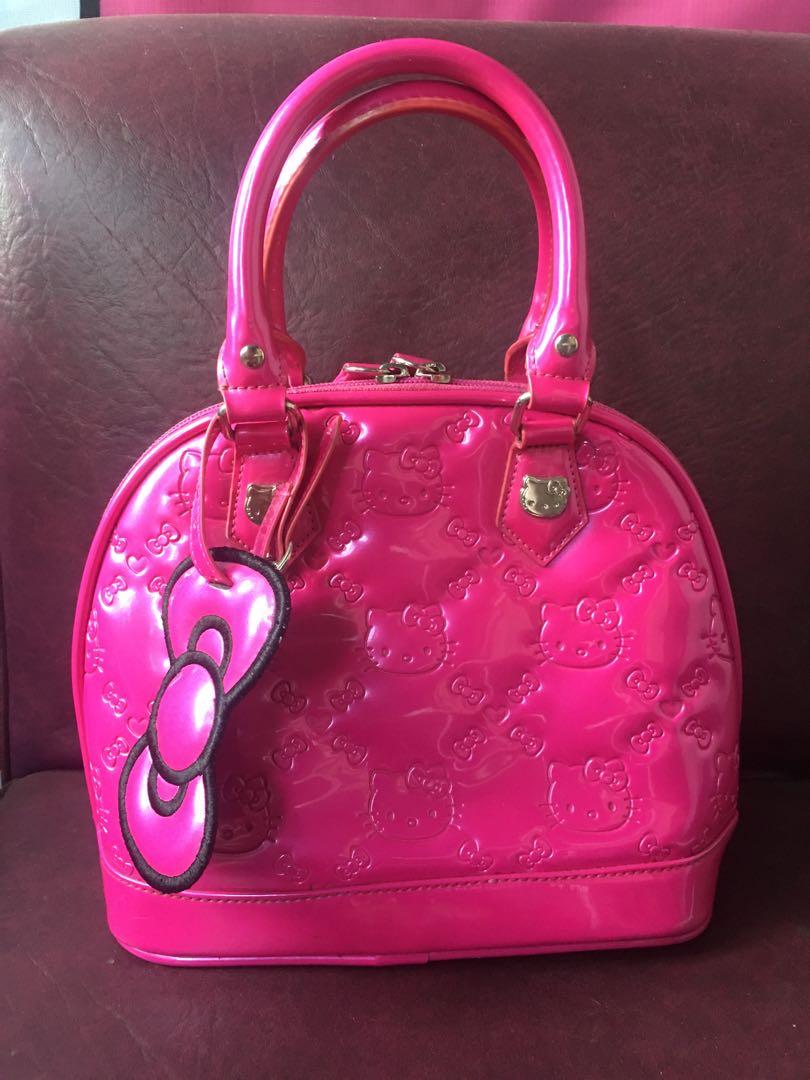 Hello Kitty Loungefly Mini Dome (hot pink), Women's Fashion, Bags &  Wallets, Beach Bags on Carousell