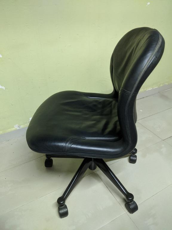 Herman miller embody olx store
