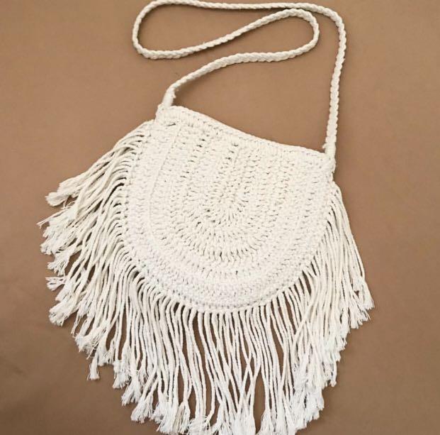 Macrame Sling Bag from Bali (Category: Cross-body Bags) located in Cavite. Submitted by abellu (Listing ID 274198451, Image 1). Description: Zipper enclosure .