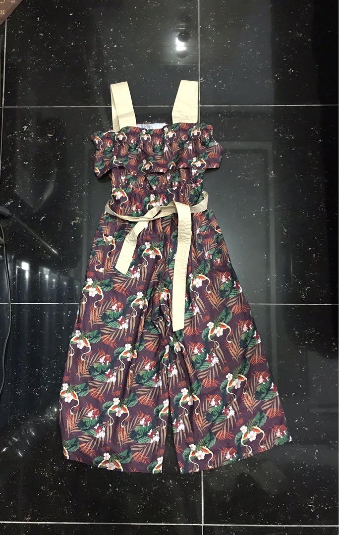 Plains and Prints pantsuit (Category: Jumpsuits) located in Angeles City. Submitted by makeupspirit (Listing ID 274161904, Image 3). Description: Plains And Prints sl pantsuit preloved P1,600 +sf Meetups or shipping 💕 Kindly message me for further inquiries 😊 Thank you! 😘 #plainsandprints #plainsandprintsph #plainsandprintsobsession #plainsandprintslovers #plainsandprintsforsale #plainsandprintsaddict For available items, please click hasgtag 