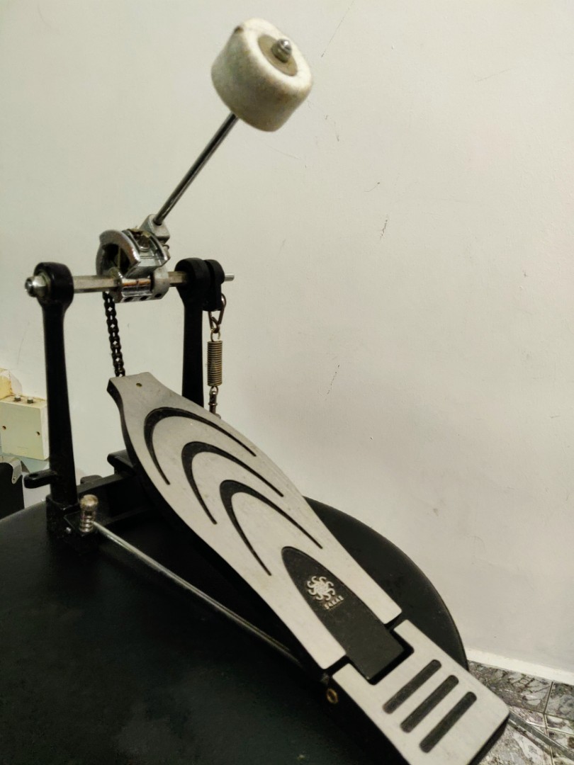Sakae bass drum pedal