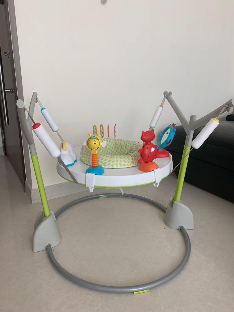 skip hop explore & more jumpscape foldaway jumper