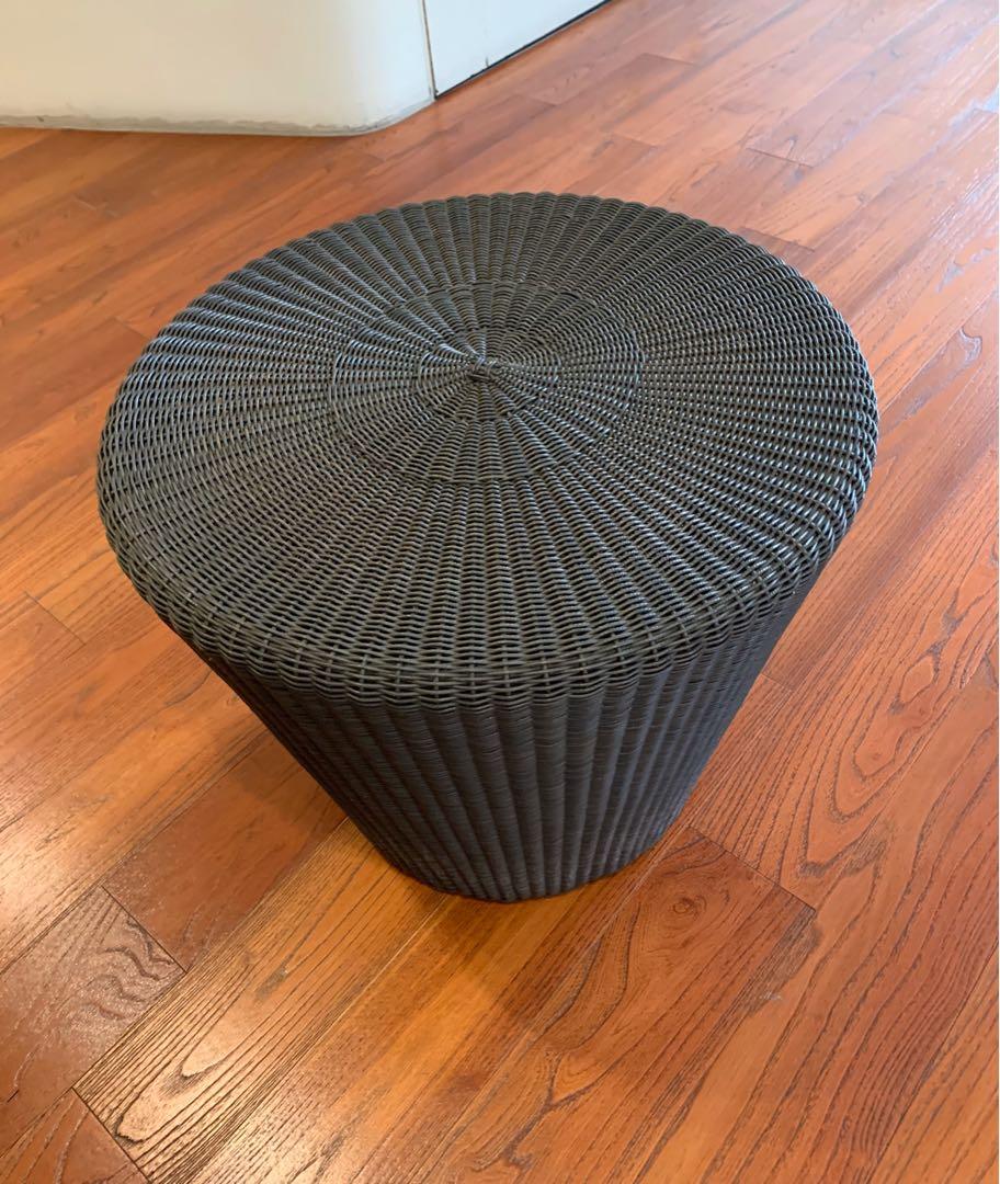Stool / Side Table （分類：桌子）位於 Hong Kong。 由 weetabix 提交（商品編號 274169636，圖片 1）。簡介： 。