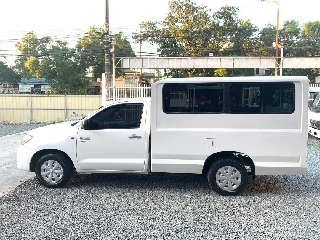 toyota hilux closed van price