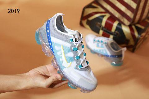 SEPATU FOR MAN 2019*#11

H 220rb

Semi Original Quality
(Mirip Original) 
Heels: YANG ABAL-ABAL*