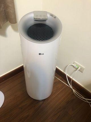 LG  大白空氣濾淨機（wifi版）