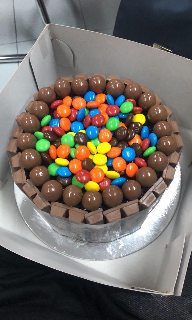 6 Pound Cake Decoration || Birthday Cake Design 🍰 || 3 Tier Cake 🎂 🩵🙂 -  YouTube