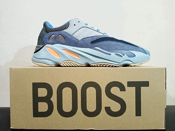 yeezy 700 carbon blue adidas