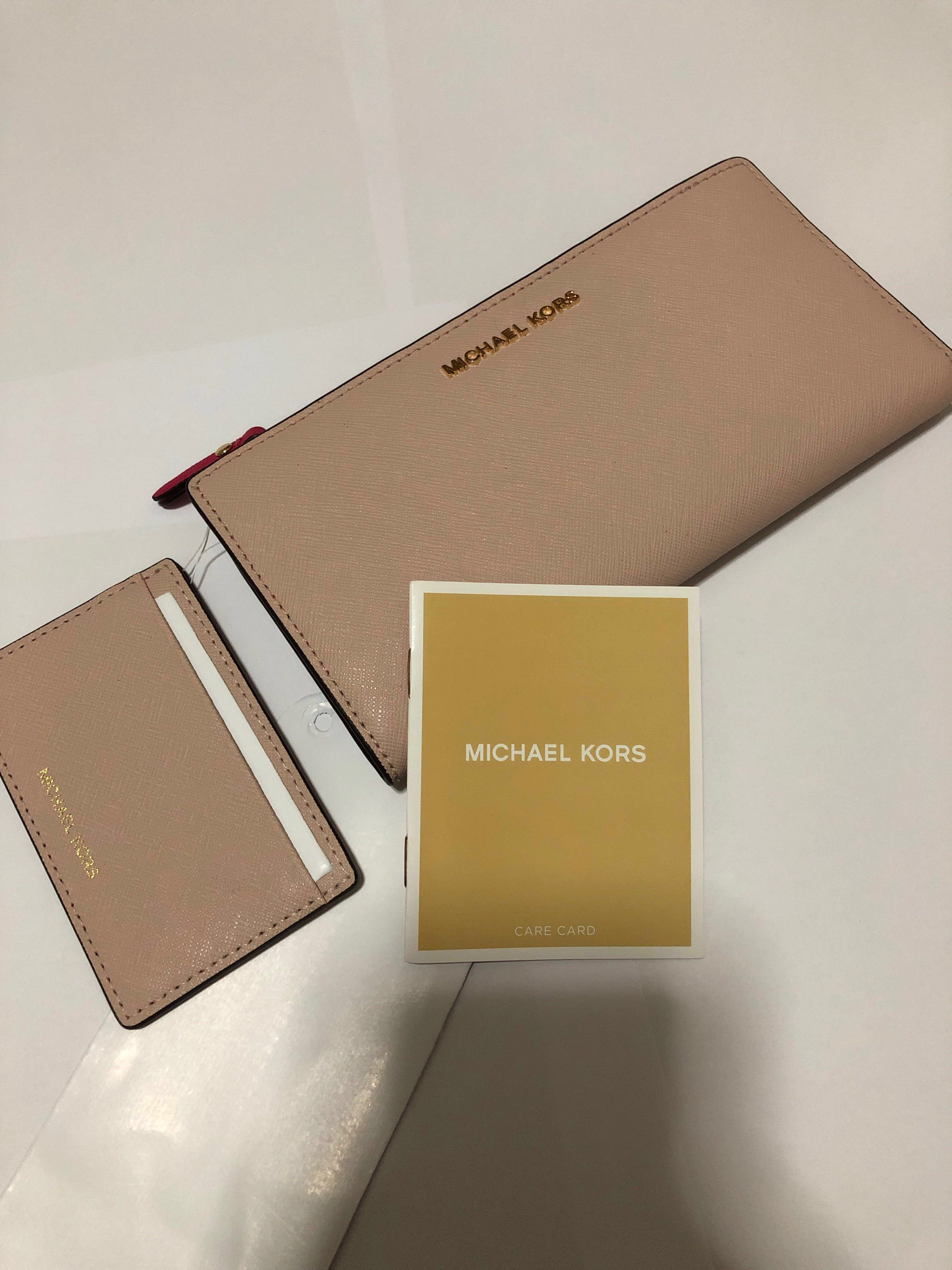 michael kors beige wallet