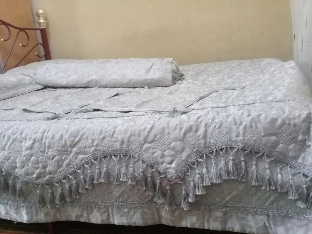 Cadar Pengantin Home Furniture Home Decor On Carousell