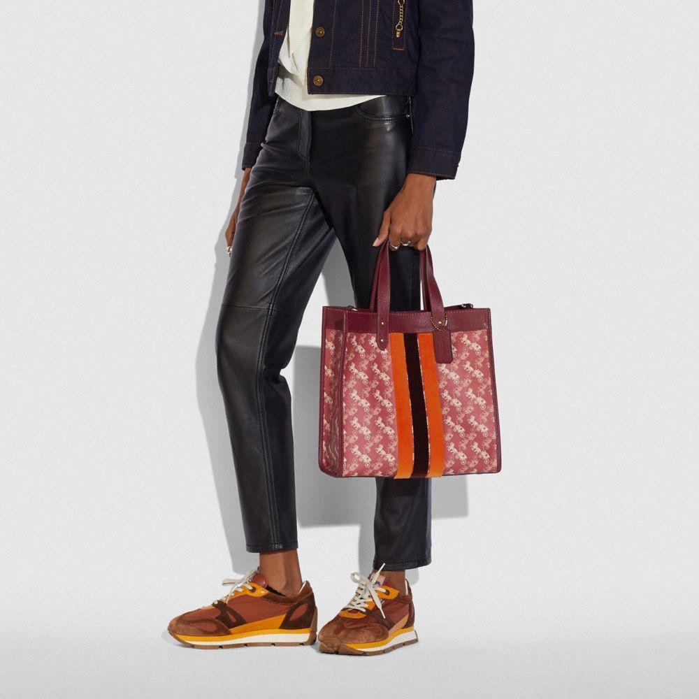 field tote 40 with horse and carriage print and varsity stripe