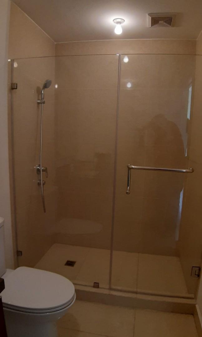 Frameless Shower Enclosure Furniture Home Living Bathroom Kitchen Fixtures On Carou Frameless Shower Enclosure Furniture, Fiberglass Shower Stall With Glass Door