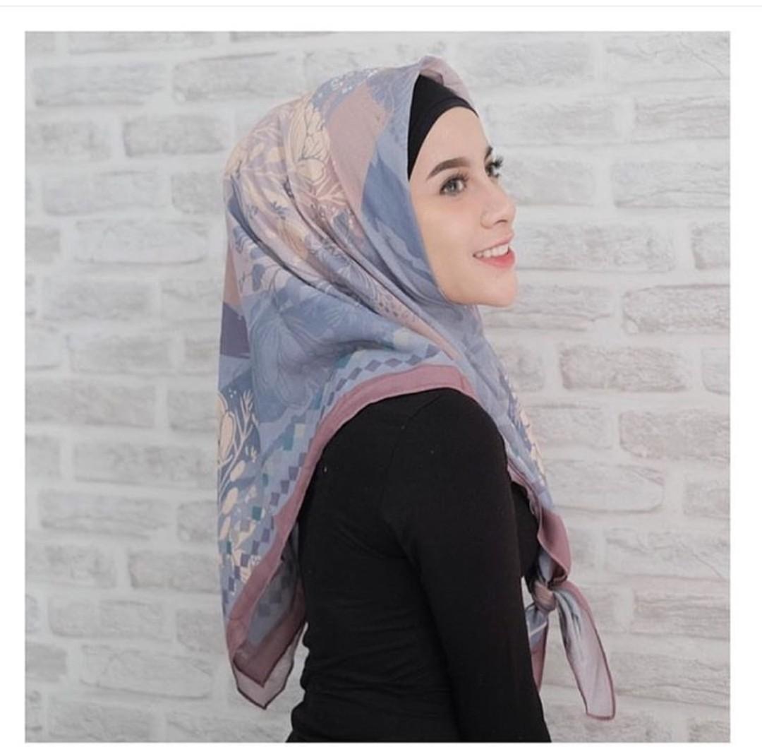Hijab Voal Senja Scarf Cny2020 Fesyen Wanita Muslim Fashion Syal Di Carousell