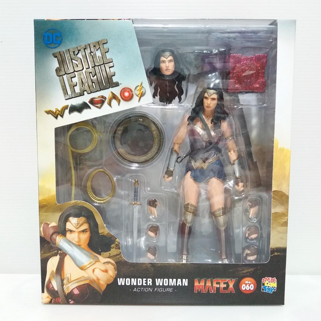 mafex wonder woman justice league