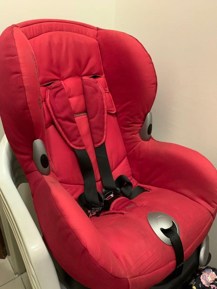 Maxi Cosi Child Car Seat (2/2), Babies & Kids, Going Out, Car Seats on