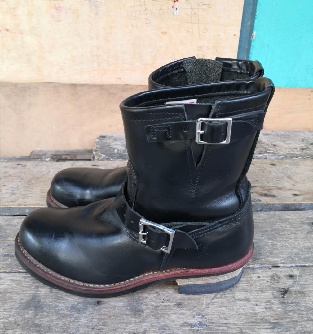 Red Wing 2976 Short Engineer Boots, Men's Fashion, Footwear, Boots ...