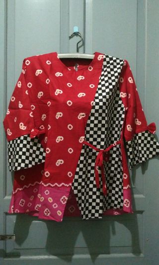 (Kategori: ) berada di . Dikirim oleh limitedfashion (ID iklan 274471102, Gambar 1). Deskripsi: .