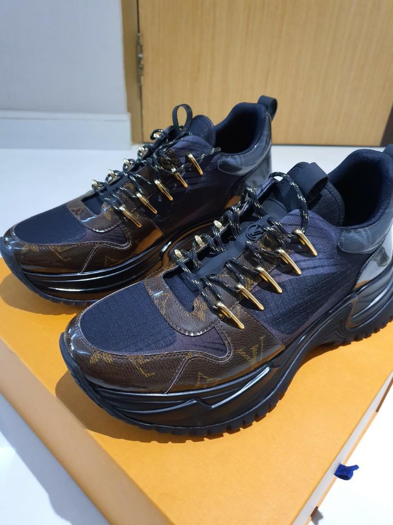 Louis Vuitton Debuts Its Latest Sneaker, the Run Away Pulse  Scarpe da  ginnastica maschili, Louis vuitton shoes, Sneakers