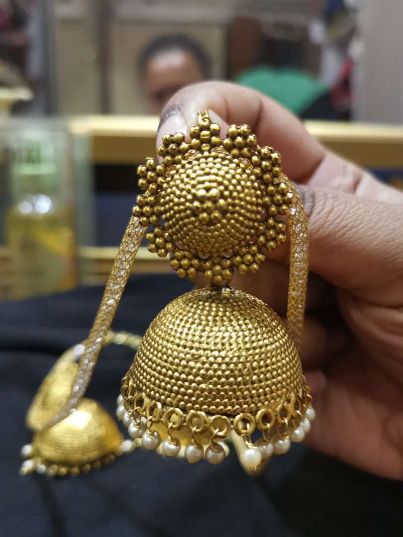 Gold jhumka necklace new arrivals set