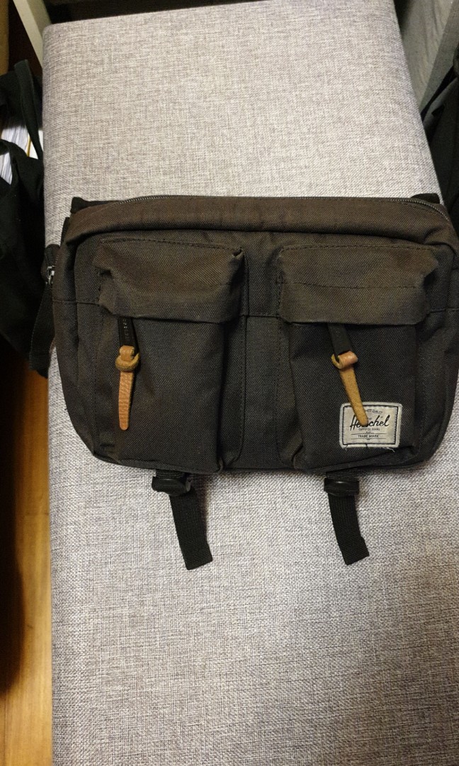 Herschel Eighteen Sling Bag Men s Fashion Bags Sling Bags on Carousell